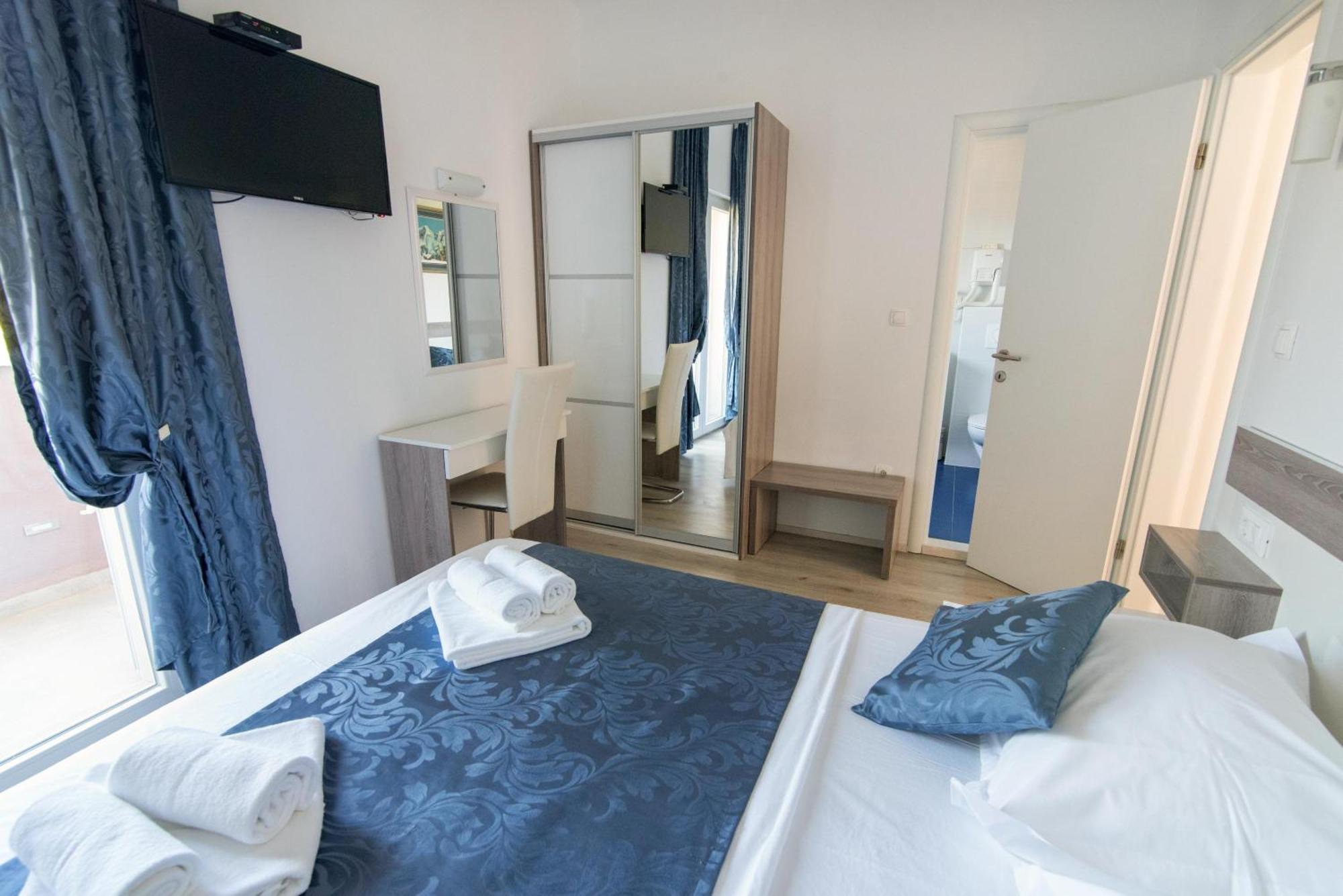 Apartmani Babic Sevid Esterno foto