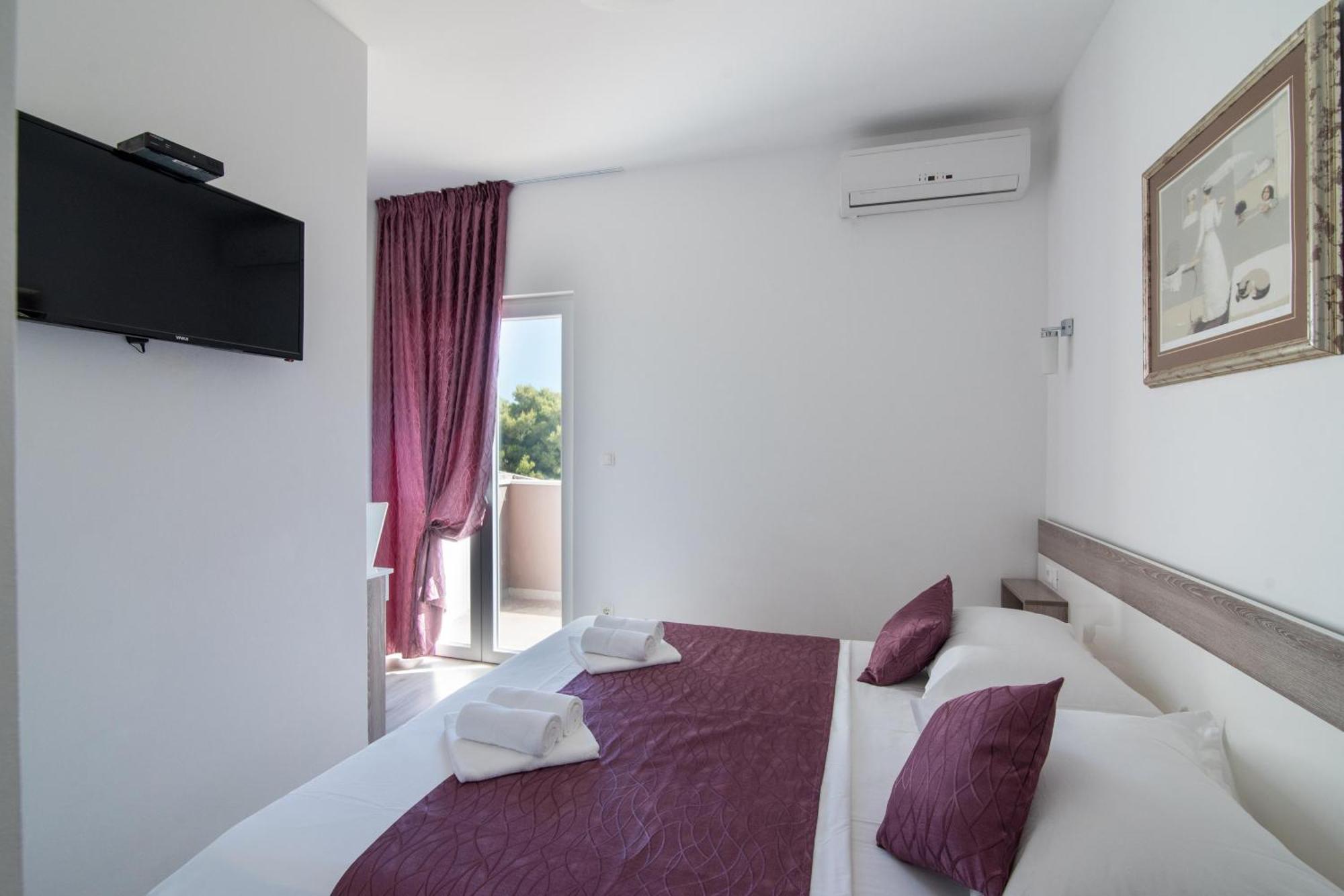 Apartmani Babic Sevid Esterno foto