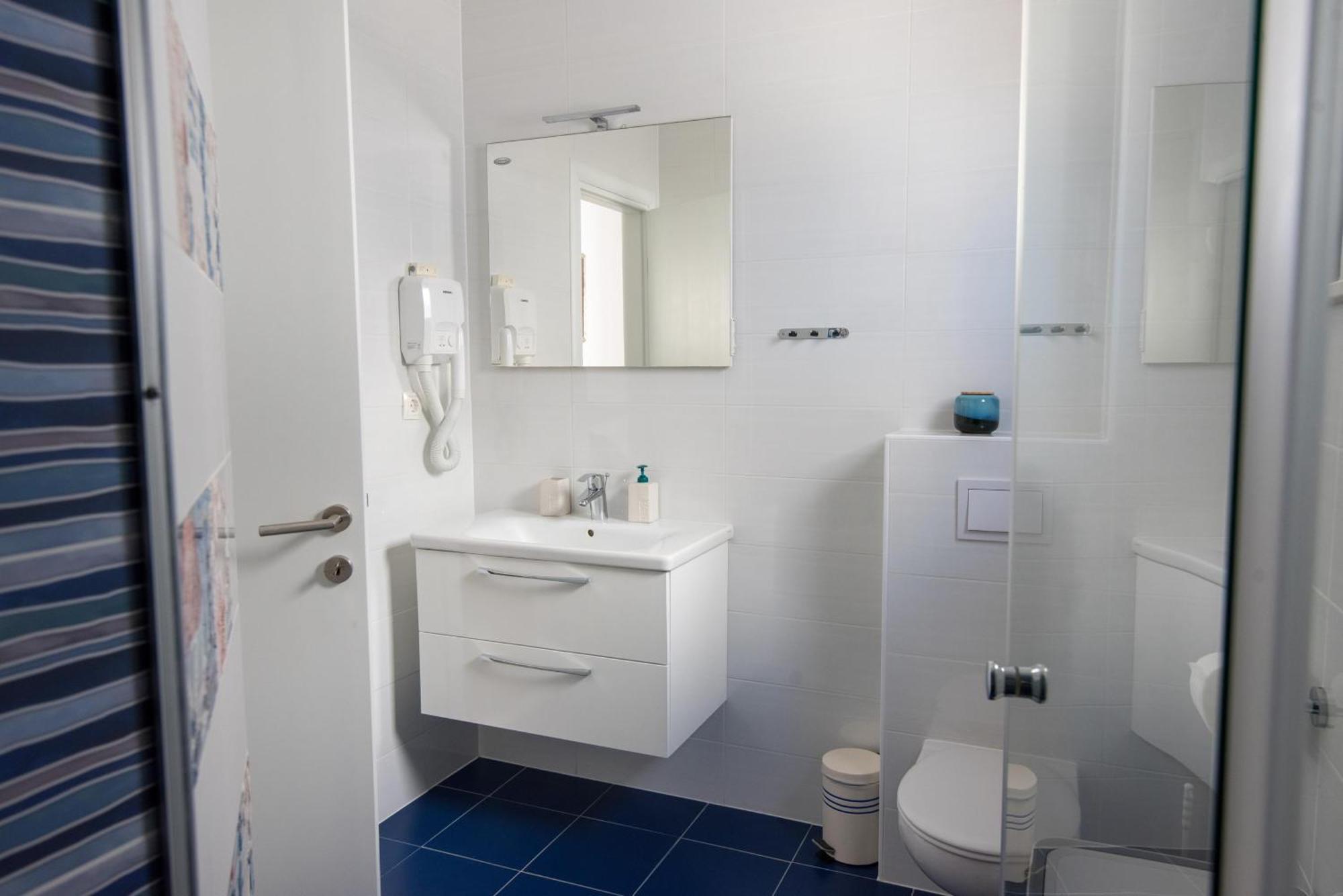 Apartmani Babic Sevid Esterno foto